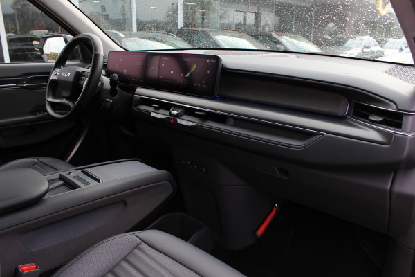 Kia EV9 Launch Edition 99.8 kWh / SoH 98,8% / 360Camera / Head-up / Leder / Keyless / Sfeerverlichting / 19'' / Warmtepomp / Stoelventilatie+Verwarming 4x / Dodehoek / Stoelverwarming / Dodehoek / DAB / ACC