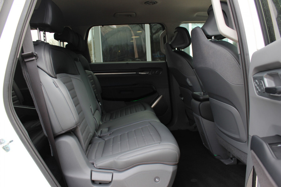 Kia EV9 Launch Edition 99.8 kWh / SoH 98,8% / 360Camera / Head-up / Leder / Keyless / Sfeerverlichting / 19'' / Warmtepomp / Stoelventilatie+Verwarming 4x / Dodehoek / Stoelverwarming / Dodehoek / DAB / ACC