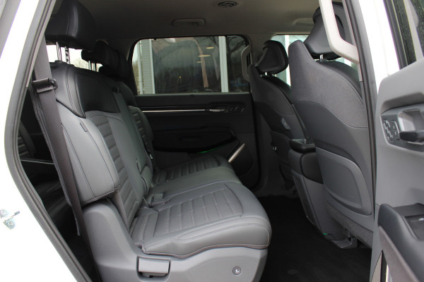 Kia EV9 Launch Edition 99.8 kWh / SoH 98,8% / 360Camera / Head-up / Leder / Keyless / Sfeerverlichting / 19'' / Warmtepomp / Stoelventilatie+Verwarming 4x / Dodehoek / Stoelverwarming / Dodehoek / DAB / ACC