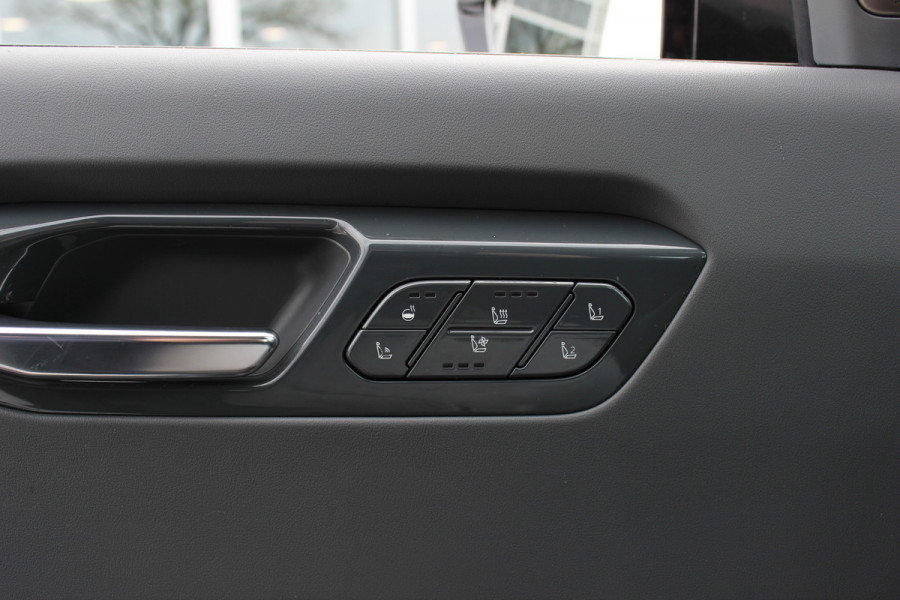 Kia EV9 Launch Edition 99.8 kWh / SoH 98,8% / 360Camera / Head-up / Leder / Keyless / Sfeerverlichting / 19'' / Warmtepomp / Stoelventilatie+Verwarming 4x / Dodehoek / Stoelverwarming / Dodehoek / DAB / ACC