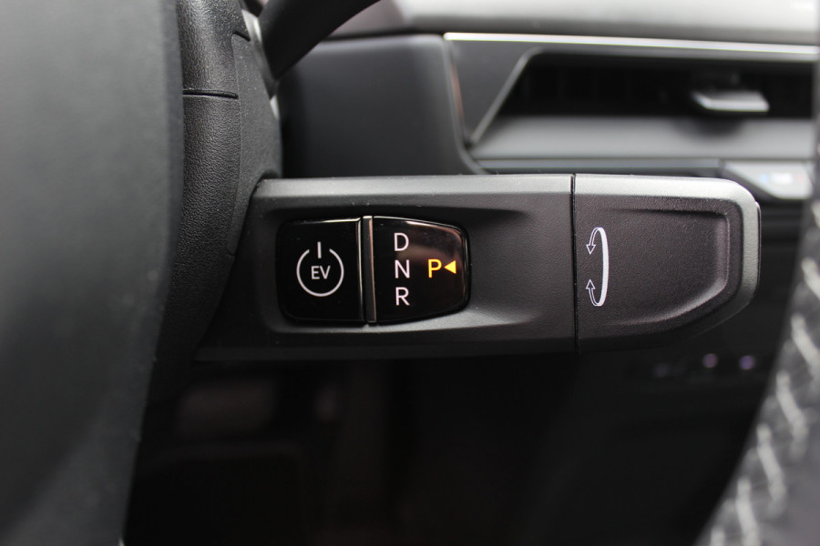 Kia EV9 Launch Edition 99.8 kWh / SoH 98,8% / 360Camera / Head-up / Leder / Keyless / Sfeerverlichting / 19'' / Warmtepomp / Stoelventilatie+Verwarming 4x / Dodehoek / Stoelverwarming / Dodehoek / DAB / ACC