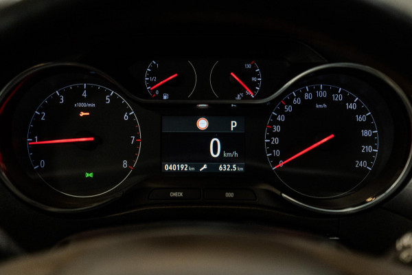 Opel Crossland X 1.2 Turbo Innovation Camera|CruiseControl|Stuurverwarming|Airco