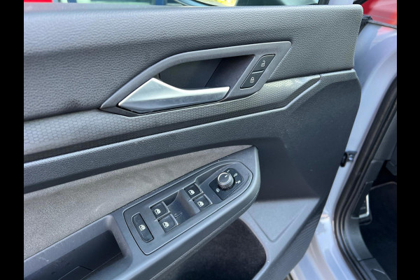 Volkswagen Golf 2.0 TSI GTI Clubsport Panorama Carplay LED