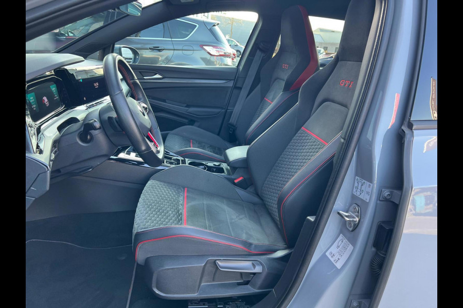 Volkswagen Golf 2.0 TSI GTI Clubsport Panorama Carplay LED