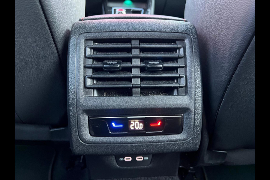 Volkswagen Golf 2.0 TSI GTI Clubsport Panorama Carplay LED