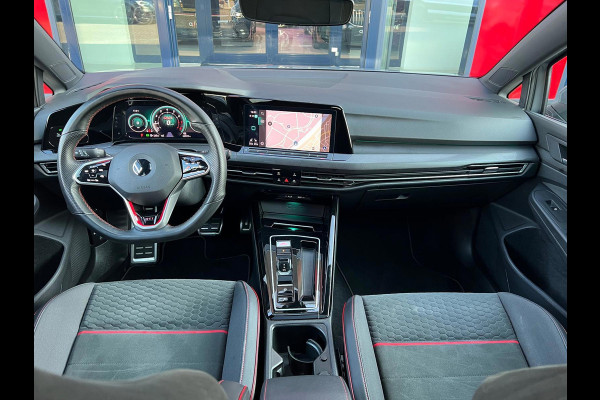 Volkswagen Golf 2.0 TSI GTI Clubsport Panorama Carplay LED