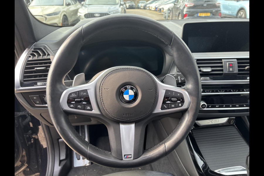 BMW X3 xDrive30e M Sport | Plug-in Hybride | PHEV | Volle uitrusting | 20 inch |  Panoramadak | Trekhaak | Harman/kardon | 360 graden camera | Leder Vernasca Schwarz | Elektrische stoelen met memory functie | M pakket | Sportstoelen | Stoelverwarming| Adaptive Led | Head Up Display | Keyless entry | Elektrische achterklep | Adaptive cruise control | Dodehoeksensoren | Digitaal instrumentenpaneel SCI |