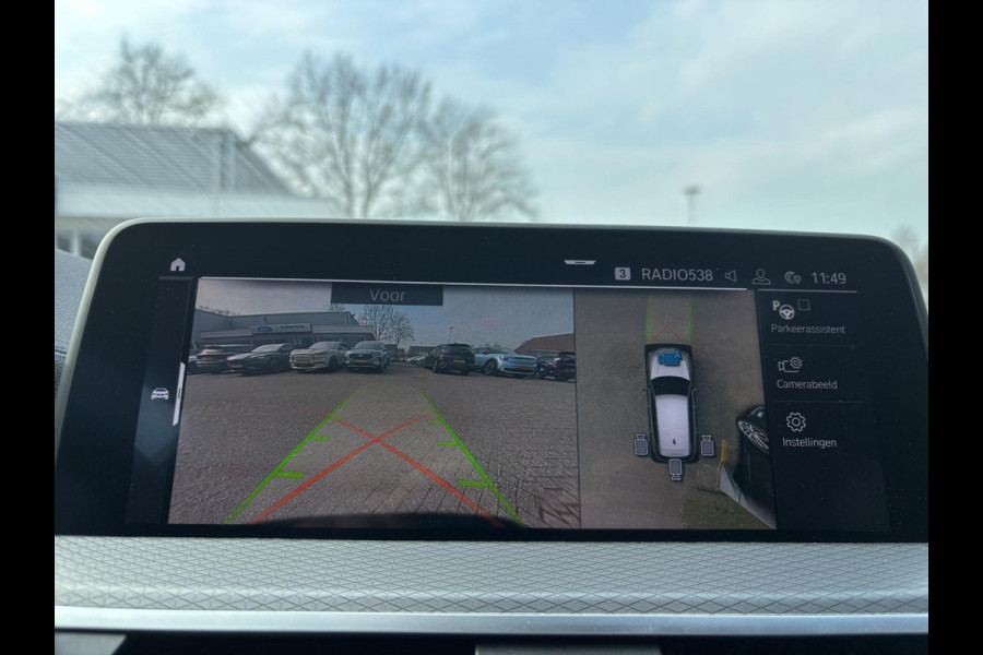 BMW X3 xDrive30e M Sport | Plug-in Hybride | PHEV | Volle uitrusting | 20 inch |  Panoramadak | Trekhaak | Harman/kardon | 360 graden camera | Leder Vernasca Schwarz | Elektrische stoelen met memory functie | M pakket | Sportstoelen | Stoelverwarming| Adaptive Led | Head Up Display | Keyless entry | Elektrische achterklep | Adaptive cruise control | Dodehoeksensoren | Digitaal instrumentenpaneel SCI |