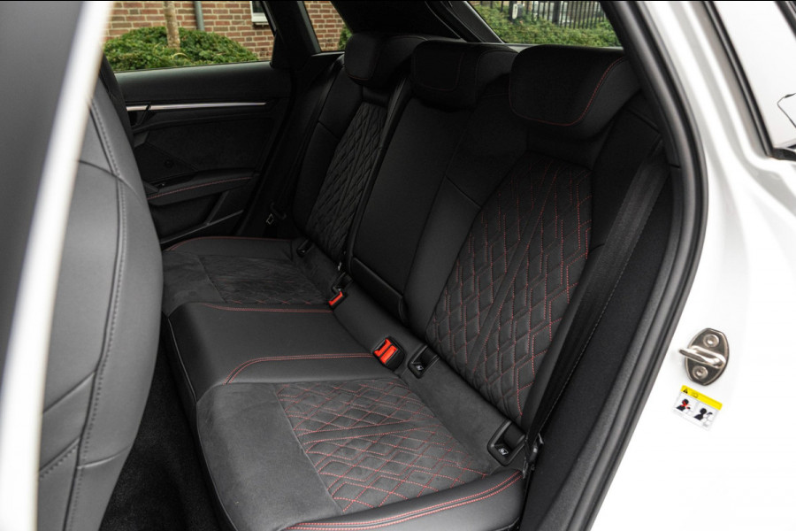 Audi A3 Sportback 45 TFSI e S Edition Competition 245 PK Matrix LED Adaptive RS Zetels Keyless B&O 18''
