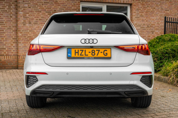 Audi A3 Sportback 45 TFSI e S Edition Competition 245 PK Matrix LED Adaptive RS Zetels Keyless B&O 18''