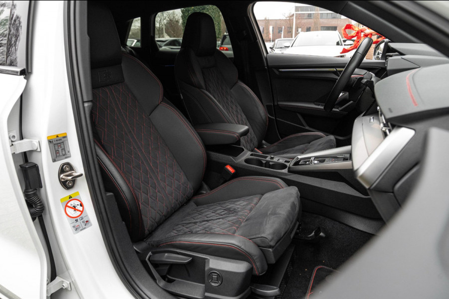 Audi A3 Sportback 45 TFSI e S Edition Competition 245 PK Matrix LED Adaptive RS Zetels Keyless B&O 18''
