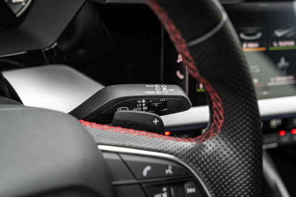 Audi A3 Sportback 45 TFSI e S Edition Competition 245 PK Matrix LED Adaptive RS Zetels Keyless B&O 18''