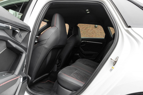 Audi A3 Sportback 45 TFSI e S Edition Competition 245 PK Matrix LED Adaptive RS Zetels Keyless B&O 18''