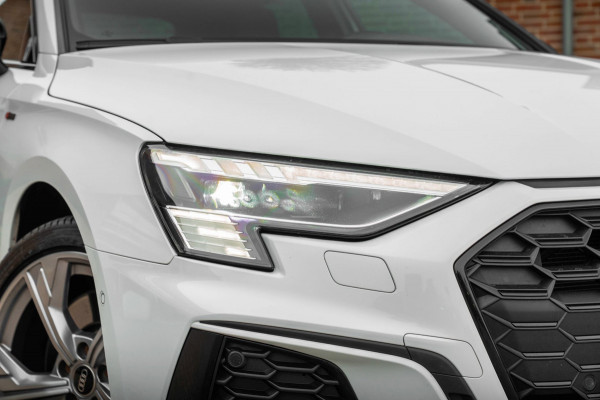 Audi A3 Sportback 45 TFSI e S Edition Competition 245 PK Matrix LED Adaptive RS Zetels Keyless B&O 18''