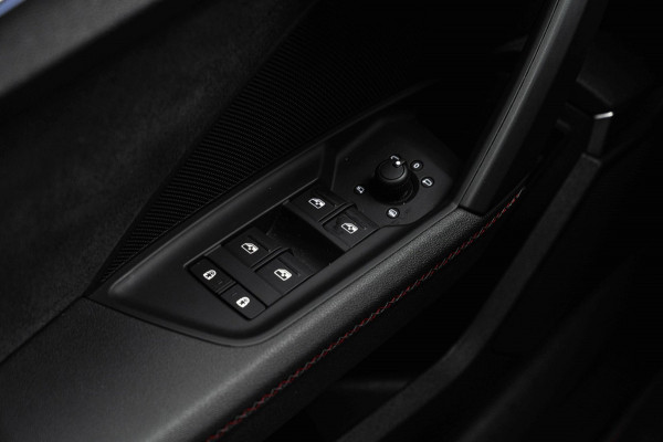 Audi A3 Sportback 45 TFSI e S Edition Competition 245 PK Matrix LED Adaptive RS Zetels Keyless B&O 18''