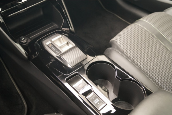 Peugeot 208 1.2 PureTech Automaat GT -PANO-NAVI-PDC-ECC-