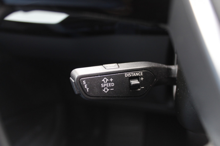 Audi e-tron Sportback 55 quattro edition 95 kWh / SoH 94,8% / Full option! / Panoramadak / Camera / Head-up / RS Seats / 21'' / Luchtvering / Matrix LED / B&O / ACC / Stoelverwarming