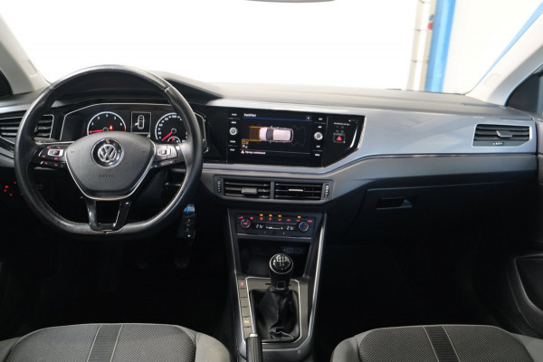 Volkswagen Polo 1.0 TSI Highline - N.A.P. Airco, Cruise, Navi, PDC, Carplay.