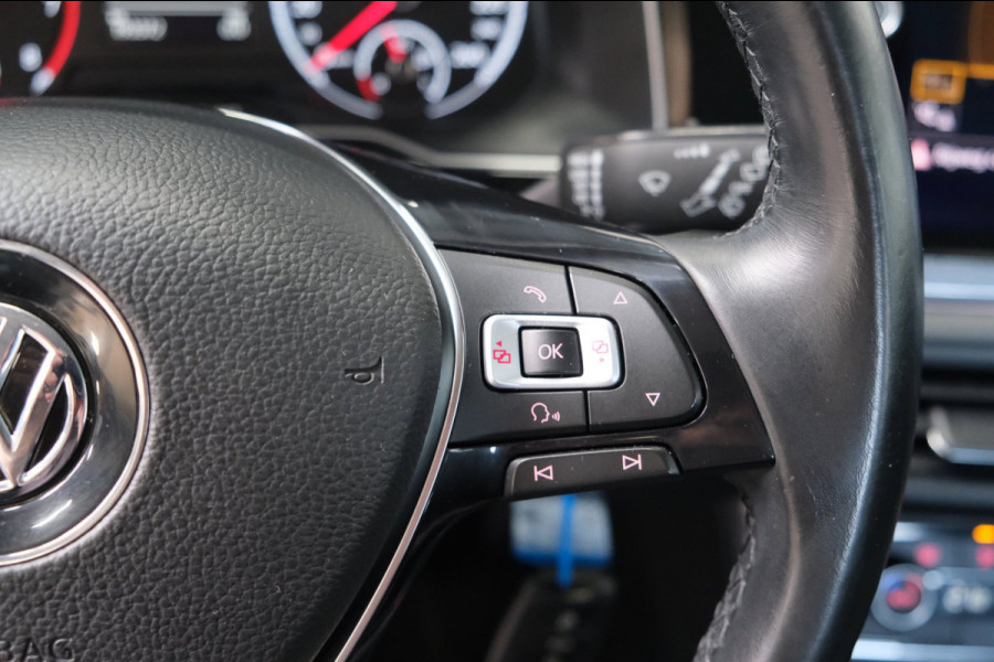 Volkswagen Polo 1.0 TSI Highline - N.A.P. Airco, Cruise, Navi, PDC, Carplay.