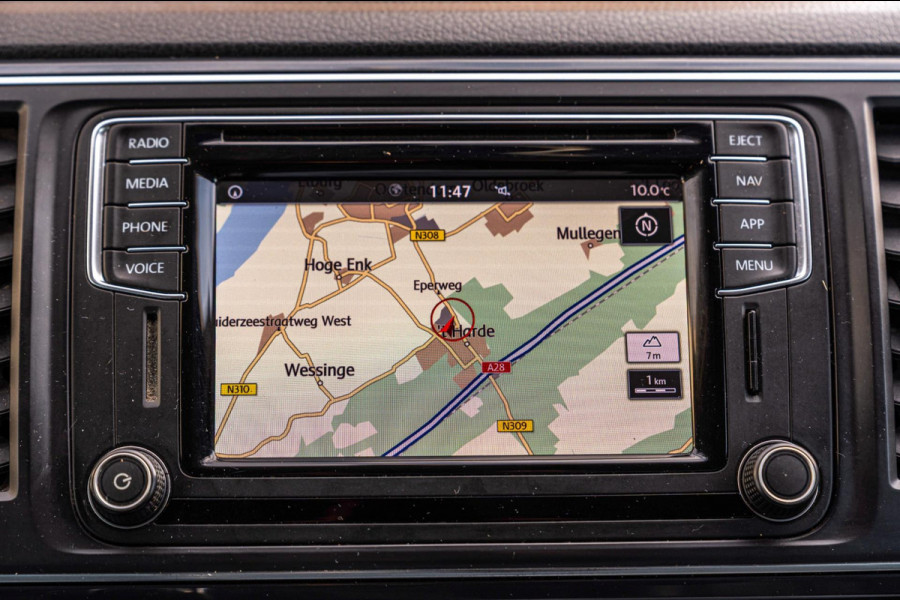 Volkswagen Transporter 2.0 TDI L2H1 DC Highline 1e Eig Adaptive Cruise Trekhaak Leder LED 19''