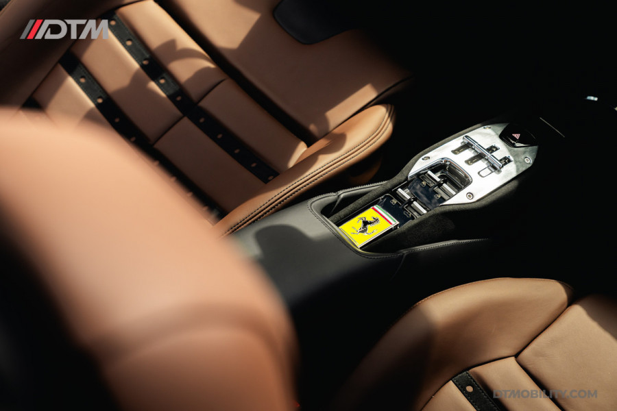 Ferrari SF90 Spider 4.0 V8 | Blu Pozzi | Daytona Seats Cioccolato |