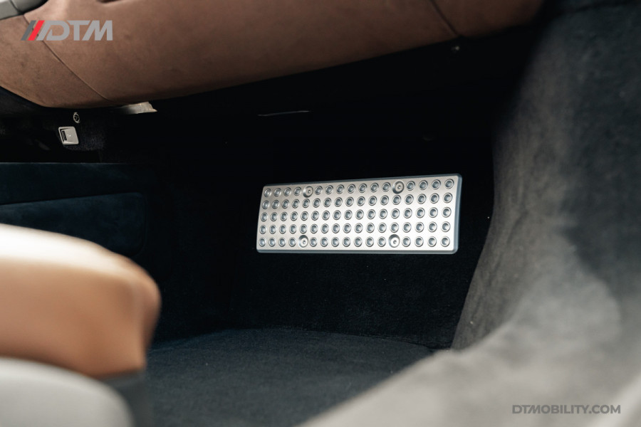 Ferrari SF90 Spider 4.0 V8 | Blu Pozzi | Daytona Seats Cioccolato |