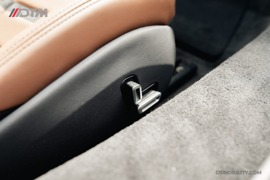 Ferrari SF90 Spider 4.0 V8 | Blu Pozzi | Daytona Seats Cioccolato |