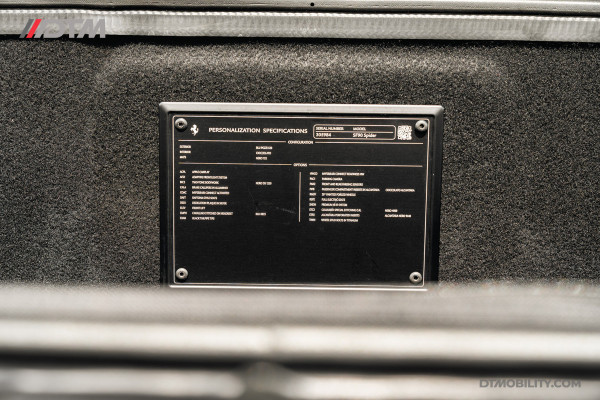 Ferrari SF90 Spider 4.0 V8 | Blu Pozzi | Daytona Seats Cioccolato |