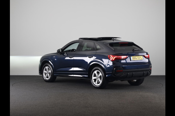 Audi Q3 Sportback 45 TFSI e S Edition 245 pk S-tronic | Navigatie | Panoramadak | Parkeersensoren | Adaptieve cruise control | S-Line