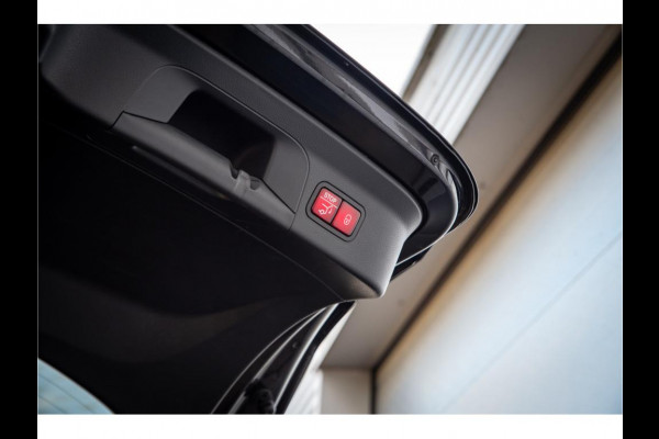 Mercedes-Benz GLC Coupé AMG 63 S 4MATIC+ Mercedes-Benz GLC-klasse Coupé 63 S AMG 4MATIC+ Panodak Burmester Memory Carbon