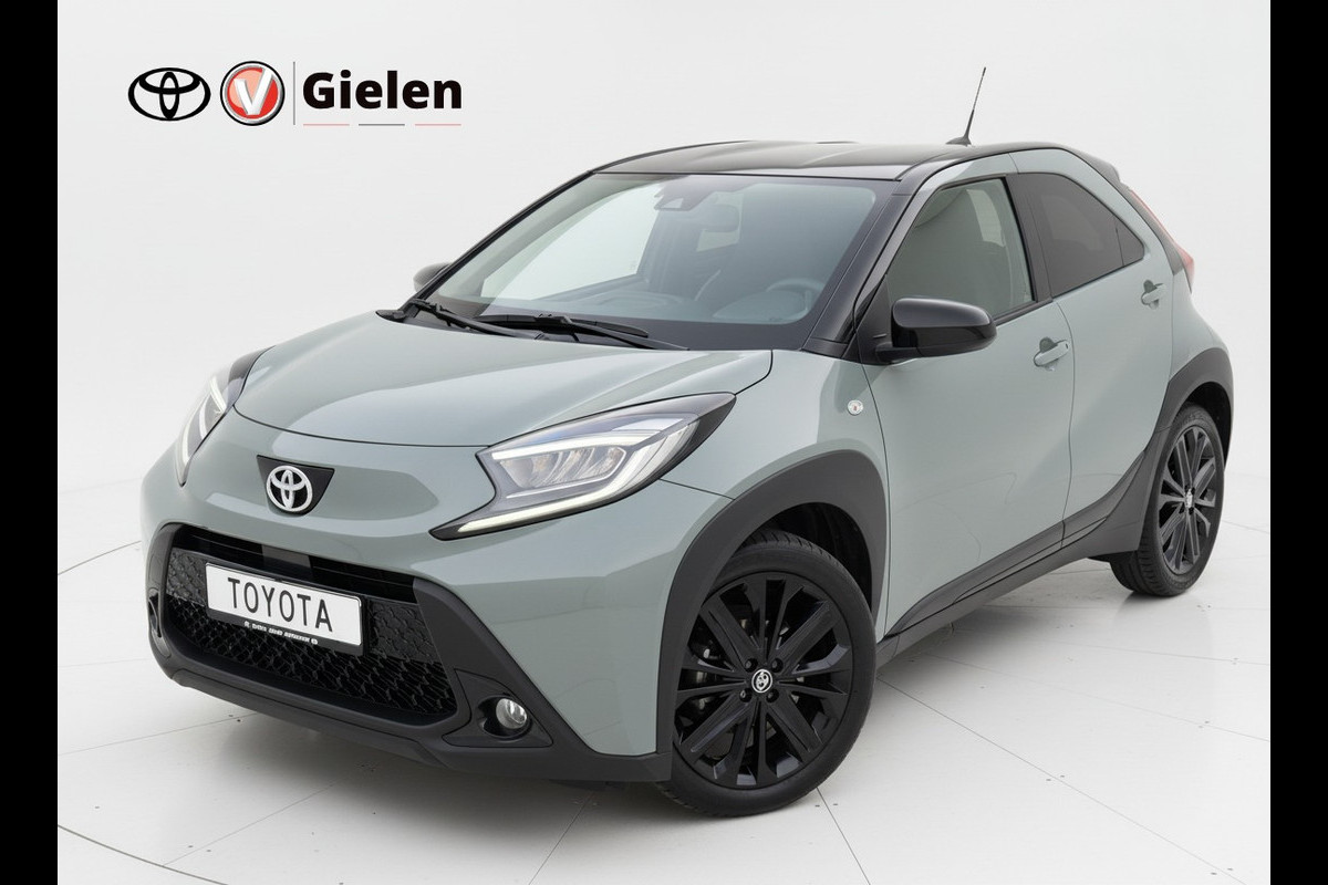Toyota Aygo X 1.0 VVT-i MT Pulse | Eerste eigenaar, Tarragon, Zwarte lichtmetalen velgen, Bi-Tone, Climate control, Apple CarPlay/Android Auto