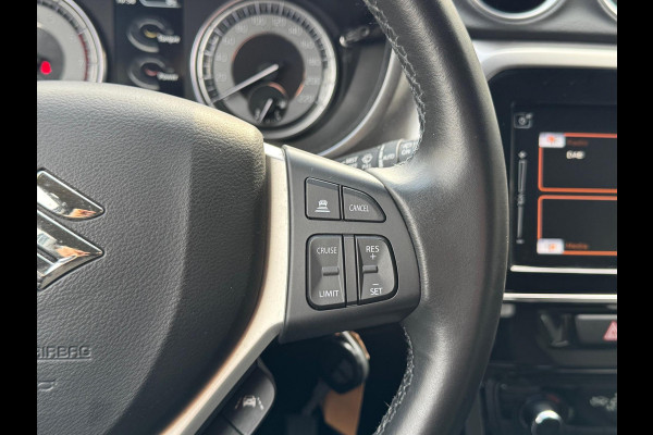 Suzuki Vitara 1.4 Boosterjet Smart Hybrid Select | Eerste eigenaar, Trekhaak, Stoelverwarming, Dodehoekdetectie, Bi-Tone, 1.500KG Trekgewicht