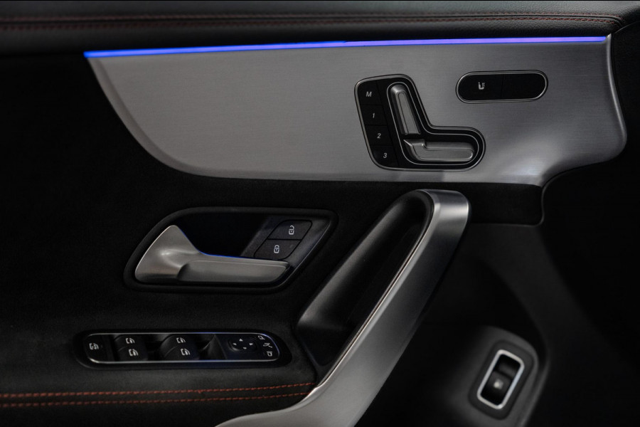 Mercedes-Benz CLA-Klasse 250 e AMG Business Solution Pano|Memory|Camera|Sfeerverlichting