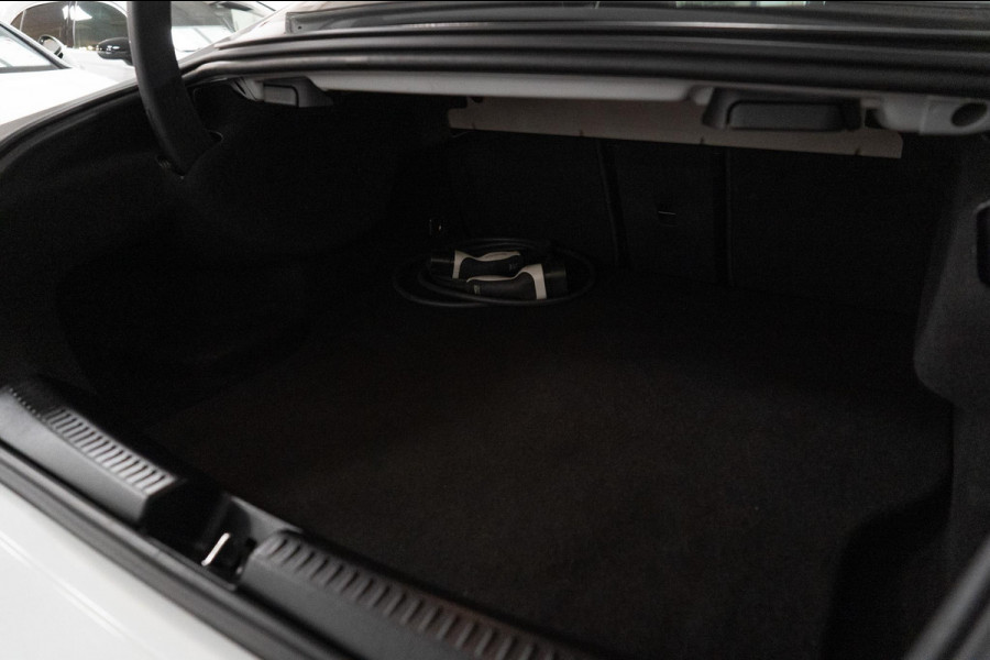 Mercedes-Benz CLA-Klasse 250 e AMG Business Solution Pano|Memory|Camera|Sfeerverlichting