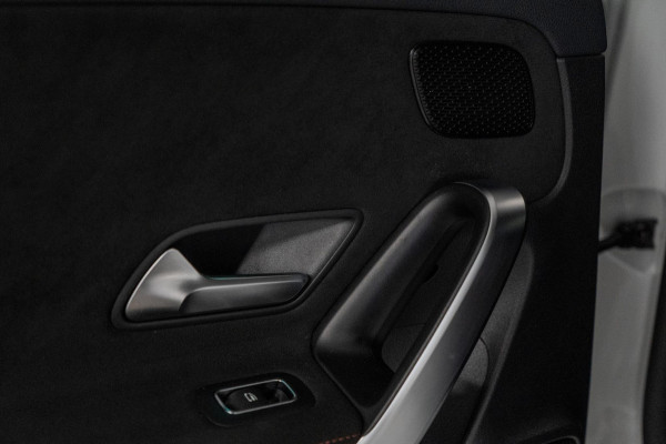 Mercedes-Benz CLA-Klasse 250 e AMG Business Solution Pano|Memory|Camera|Sfeerverlichting