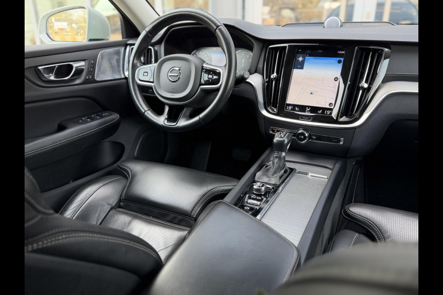 Volvo V60 2.0 T6 AWD Inscription Polestar |Full option| Pano|B&W|StoelVentilatie|PilotAssist|Trekhaak