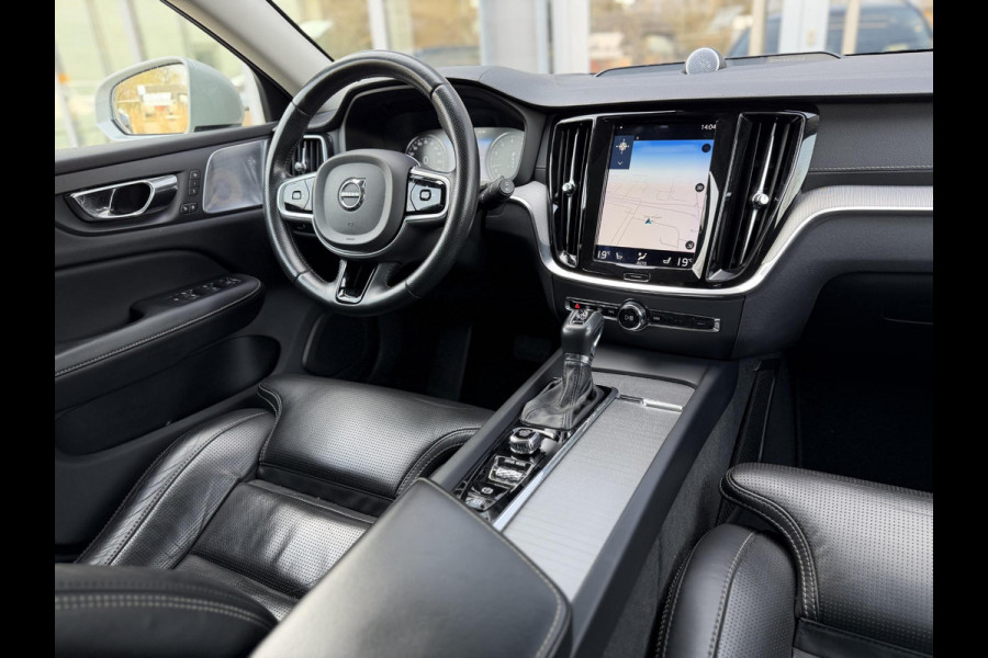 Volvo V60 2.0 T6 AWD Inscription Polestar |Full option| Pano|B&W|StoelVentilatie|PilotAssist|Trekhaak