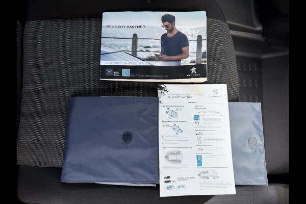 Peugeot Partner 1.2 PureTech Premium CarPlay/cruise control/navigatie systeem