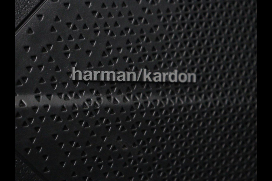 Kia Niro EV DynamicPlusLine 64.8 kWh | SOH 100% | Schuifdak | Leder | Stoelverwarming | Adaptive cruise | Camera | Carplay | Dodehoek detectie | Naviagtie | Harman/Kardon