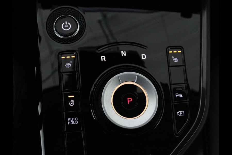 Kia Niro EV DynamicPlusLine 64.8 kWh | SOH 100% | Schuifdak | Leder | Stoelverwarming | Adaptive cruise | Camera | Carplay | Dodehoek detectie | Naviagtie | Harman/Kardon