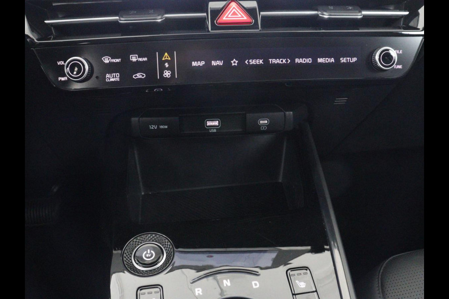 Kia Niro EV DynamicPlusLine 64.8 kWh | SOH 100% | Schuifdak | Leder | Stoelverwarming | Adaptive cruise | Camera | Carplay | Dodehoek detectie | Naviagtie | Harman/Kardon