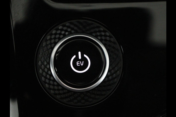 Kia Niro EV DynamicPlusLine 64.8 kWh | SOH 100% | Schuifdak | Leder | Stoelverwarming | Adaptive cruise | Camera | Carplay | Dodehoek detectie | Naviagtie | Harman/Kardon