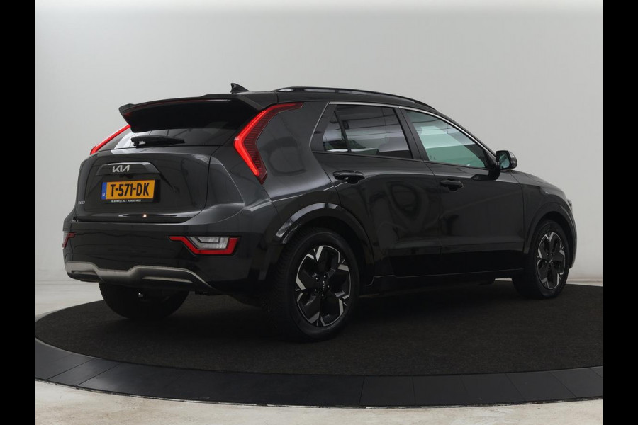 Kia Niro EV DynamicPlusLine 64.8 kWh | SOH 100% | Schuifdak | Leder | Stoelverwarming | Adaptive cruise | Camera | Carplay | Dodehoek detectie | Naviagtie | Harman/Kardon