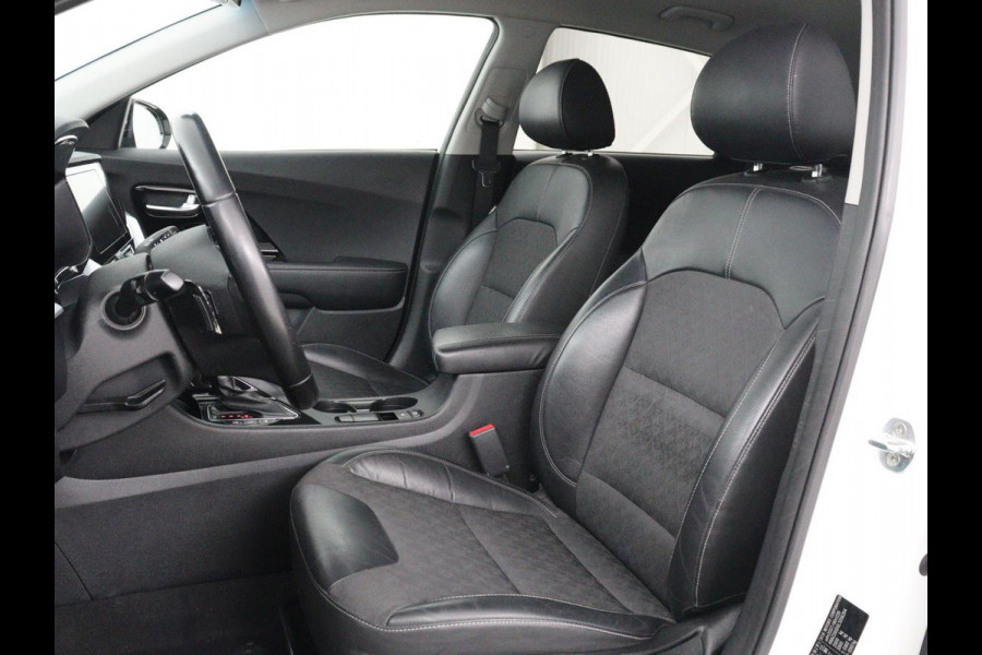 Kia Niro 1.6 GDi PHEV DynamicLine | Trekhaak | Adaptive cruise | Half leder | Camera | Carplay | Navigatie | Climate control | Bluetooth | Parkeerhulp