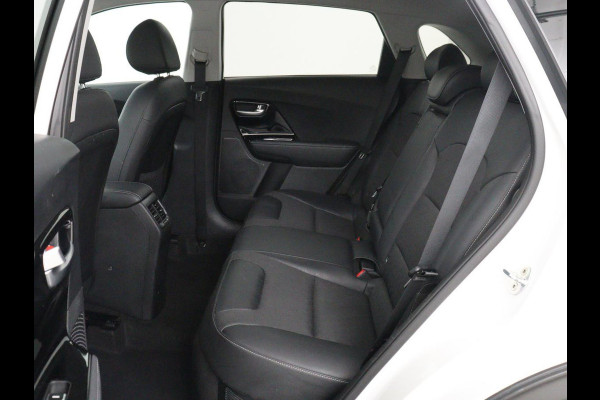 Kia Niro 1.6 GDi PHEV DynamicLine | Trekhaak | Adaptive cruise | Half leder | Camera | Carplay | Navigatie | Climate control | Bluetooth | Parkeerhulp