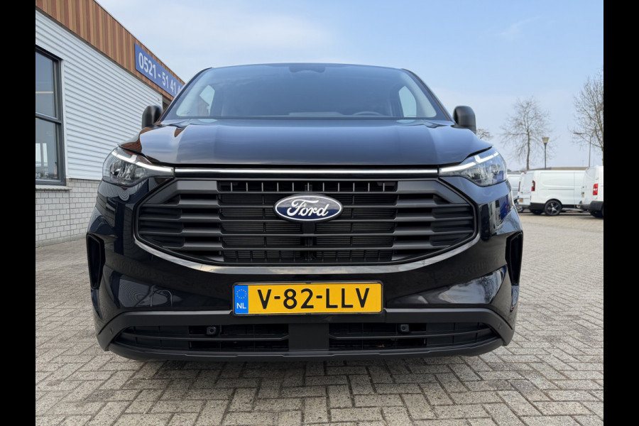 Ford Transit Custom 320 2.0 TDCI L2H1 Trend originele DC 5 persoons / vaste prijs rijklaar € 40.950 ex btw / NIEUW bpm vrij / euro 6 / dubbele schuifdeur / zwart metallic / lichtmetalen velgen !