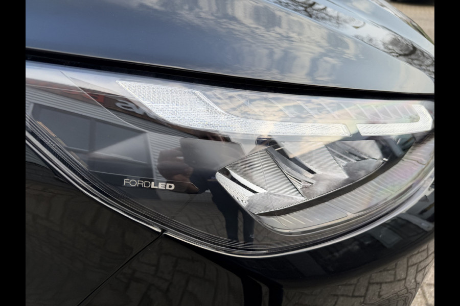 Ford Transit Custom 320 2.0 TDCI L2H1 Trend originele DC 5 persoons / vaste prijs rijklaar € 40.950 ex btw / NIEUW bpm vrij / euro 6 / dubbele schuifdeur / zwart metallic / lichtmetalen velgen !