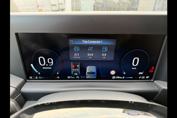 Ford Transit Custom 320 2.0 TDCI L2H1 Trend originele DC 5 persoons / vaste prijs rijklaar € 40.950 ex btw / NIEUW bpm vrij / euro 6 / dubbele schuifdeur / zwart metallic / lichtmetalen velgen !