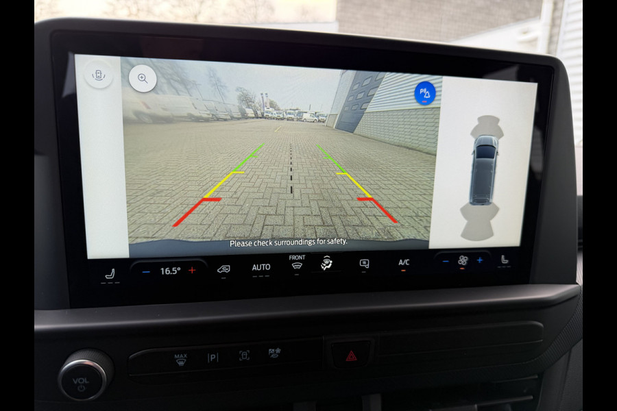 Ford Transit Custom 320 2.0 TDCI L2H1 Trend originele DC 5 persoons / vaste prijs rijklaar € 40.950 ex btw / NIEUW bpm vrij / euro 6 / dubbele schuifdeur / zwart metallic / lichtmetalen velgen !