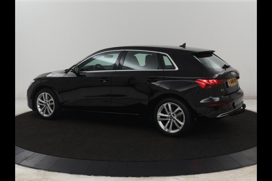 Audi A3 30 TFSI Business edition | Sportstoelen | Trekhaak | Carplay | 17'' | Navigatie | Virtual Cockpit | Full LED | Climate control | Parkeerhulp | Bluetooth | Cruise control